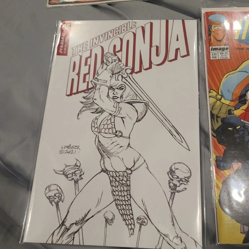 ❤️5/$25 The Invincible red Sonja comic euc